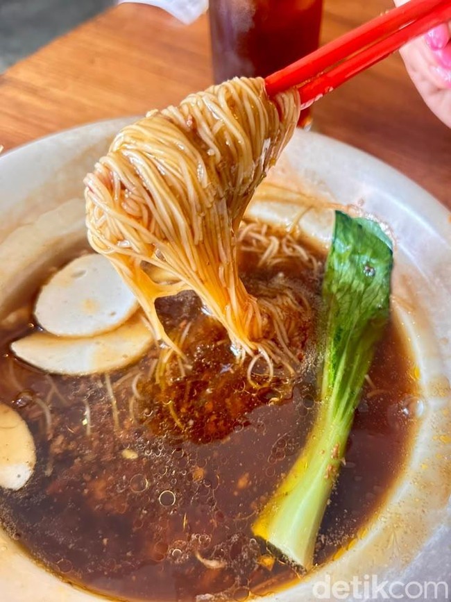 Hangat Gurih Mesua Siram Claypot yang Jadi Incaran di Depok