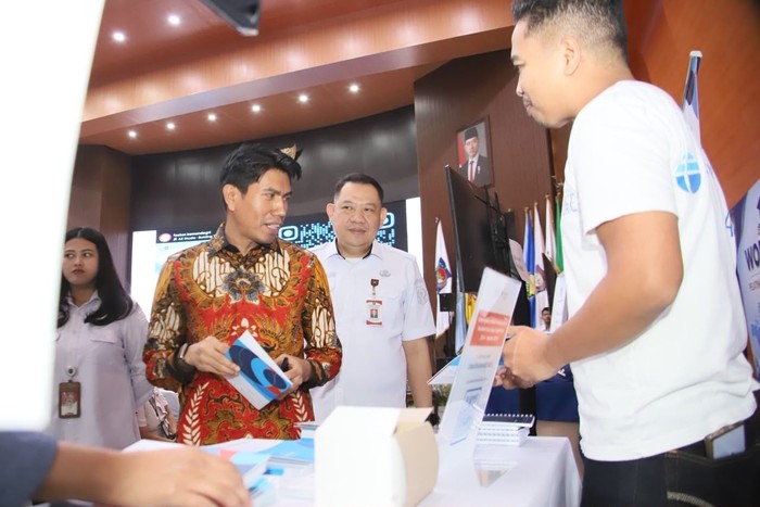 Wakil Ketua Komisi II DPR RI Bahtra Banong