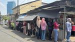 Viral! Bakso Bang Udin Diantre 2 Jam Sebelum Buka, Ada Varian Saikoro