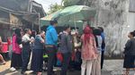 Viral! Bakso Bang Udin Diantre 2 Jam Sebelum Buka, Ada Varian Saikoro
