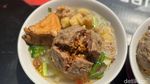 Viral! Bakso Bang Udin Diantre 2 Jam Sebelum Buka, Ada Varian Saikoro
