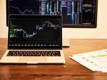 IHSG Balik Menguat, Simak Rekomendasi Saham Jelang Akhir Pekan