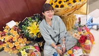 Ghea Youbi Banjir Cinta dan Kiriman Hadiah Saat Sakit