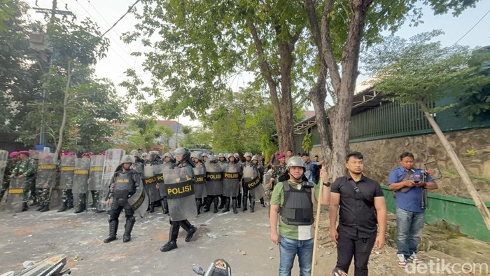 Jalan Teuku Umar ditutup buntut aksi massa PSHT geruduk markas DC