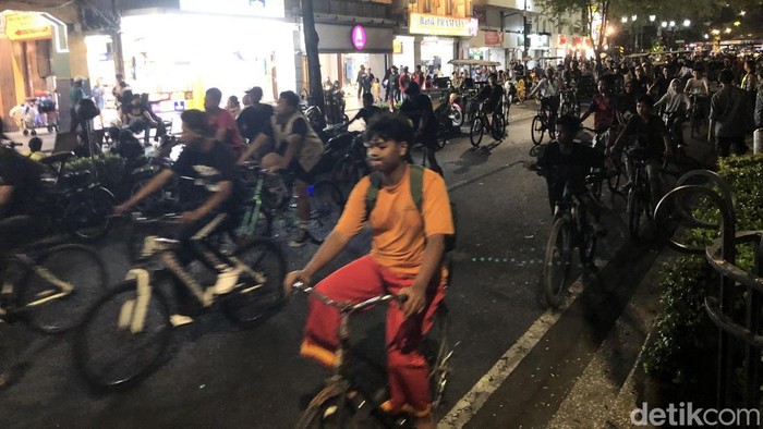 Situasi JLFR di Simpang Kridosono dan jalan Malioboro, Jumat (31/7) malam.