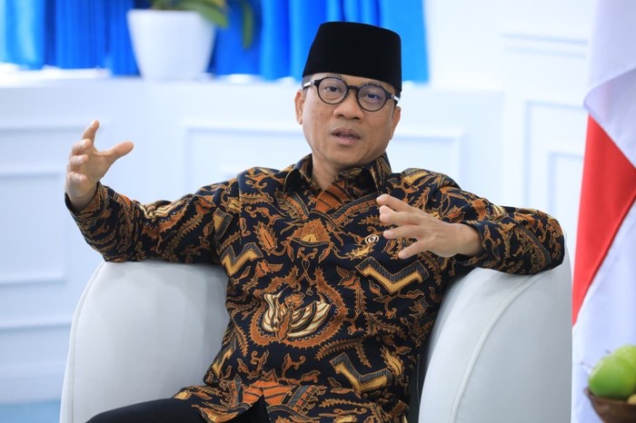 Mendes Yandri Minta Masyarakat Waspadai Konten yang Menyesatkan