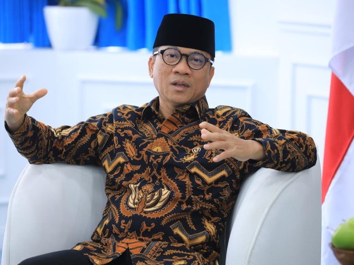 Mendes Yandri Minta Masyarakat Waspadai Konten yang Menyesatkan