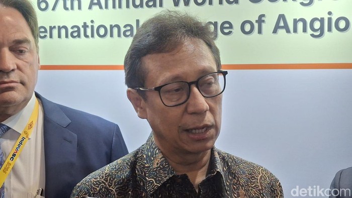 Menteri Kesehatan Budi Gunadi Sadikin dalam acara 67th Annual World Congress International College of Angiology (ICA) 2026 di The Westin Resort Nusa Dua, Kuta Selatan, Badung, pada Jumat (31/7/2026).