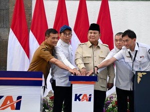 Momen Menbud Hadiri Peresmian Revitalisasi Stasiun Semarang Tawang