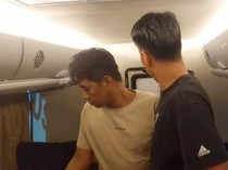 Detik-detik Pengedar Narkoba Jaringan Koh Iwan Ditangkap di Bus