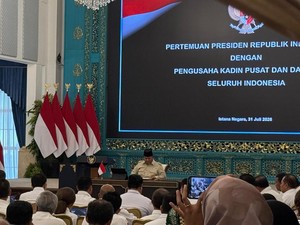 Prabowo Canda ke Pimpinan Kadin soal Pakai Pesawat Sendiri-Rangkap Jabatan