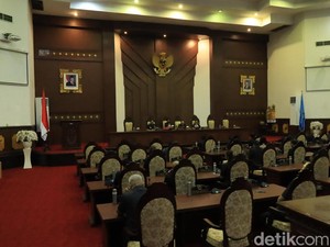 DPRD Gianyar Usulkan Ranperda Penataan Sempadan Sungai