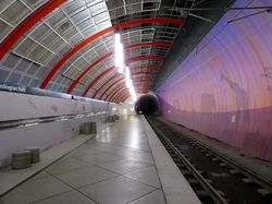 10 Stasiun Metro Terdalam di Dunia, Ada yang Sedalam 116 Meter