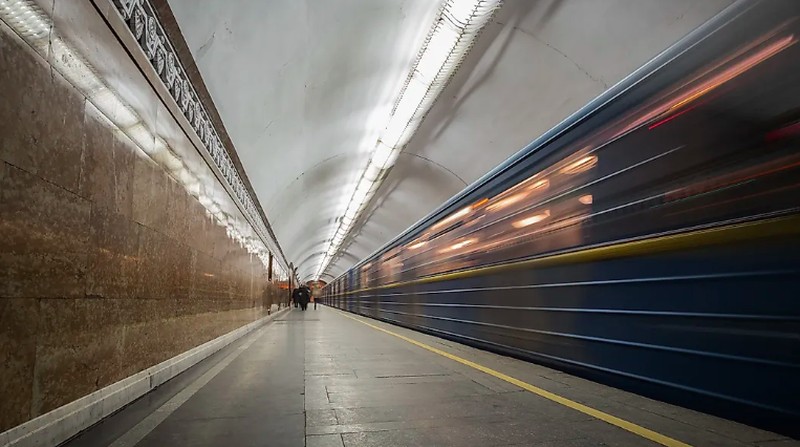 Stasiun bawah tanah terdalam di dunia