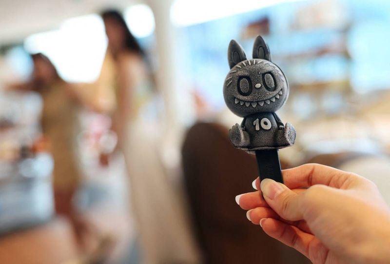 Tak Hanya Jual Blind Box, Kini Pop Mart Buka Bakery!