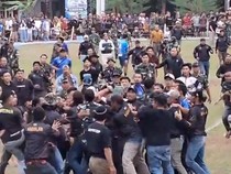 Video Ricuh Laga Tarkam di Purbalingga: Wasit Dikeroyok hingga Dievakuasi ke RS