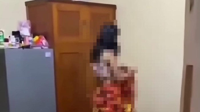 Video rumah dinas mantan Kalapas Waingapu digerebek bersama wanita