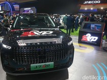 Wujud JAECOO J7 yang Bisa Parkir Tanpa Sopir