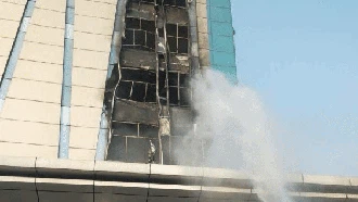 Potret Kebakaran Hotel Pullman Jakbar yang Berhasil Dipadamkan