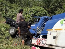Duka Rombongan Mahasiswa KKN dalam Kecelakaan Maut di Kalsel