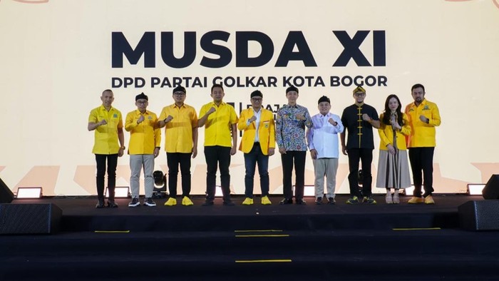 Ketua DPRD Kota Bogor yang juga menjabat sebagai Ketua DPD PKS Kota Bogor, Dr. Adityawarman Adil, menghadiri Musyawarah Daerah (Musda) XI DPD Partai Golkar Kota Bogor