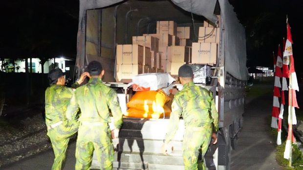Koops TNI Habema menggelar misi kemanusiaan dengan menyalurkan bantuan berupa obat-obatan hingga logistik sebanyak 2 ton ke wilayah Puncak Jaya, Papua. Bantuan untuk masyarakat terdampak kekeringan dan kelangkaan bahan pangan.