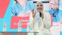 Le Minerale Ajak Orang Tua Lebih Cermat Pilih Galon 100% Bebas BPA