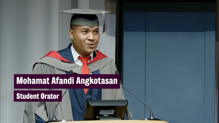 Muhammad Afandi Angkotasan, alumnus IPDN yang jadi student orator di wisuda University of York Inggris.