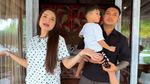 Nathalie Holscher-Aripat Bulan Madu ke Gili Trawangan