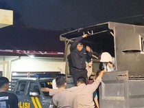 Video: Warga Gerebek Kos di Padangsidimpuan, 39 Orang Diduga Kumpul Kebo Diamankan