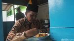 Lezatnya Lele Bumbu Rujak Bu Jujuk, Warung Legend di Tambakberas Jombang