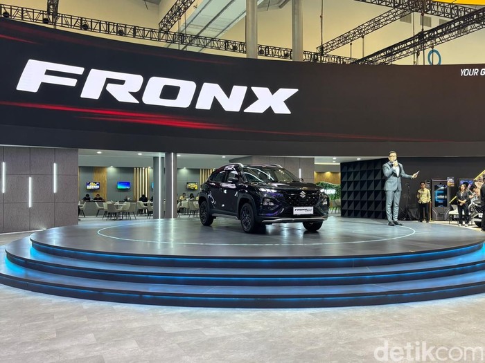 Suzuki Fronx SGX Hybrid Kuro hadir di GIIAS 2026.