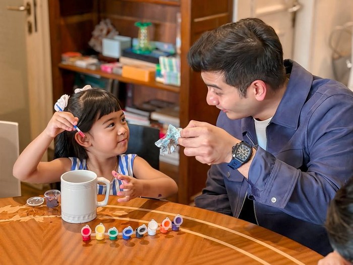 Teuku Ryan rayakan ulang tahun Moana