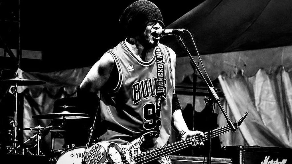 Trisno Bassist PAS Band Meninggal Dunia