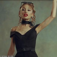 Ariana Grande Umumkan Hiatus Setelah Penampilannya di Konser Tuai Sorotan