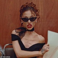 Ariana Grande Tetap Jalani Konser Usai Umumkan Rehat, Akhirnya Buka Suara