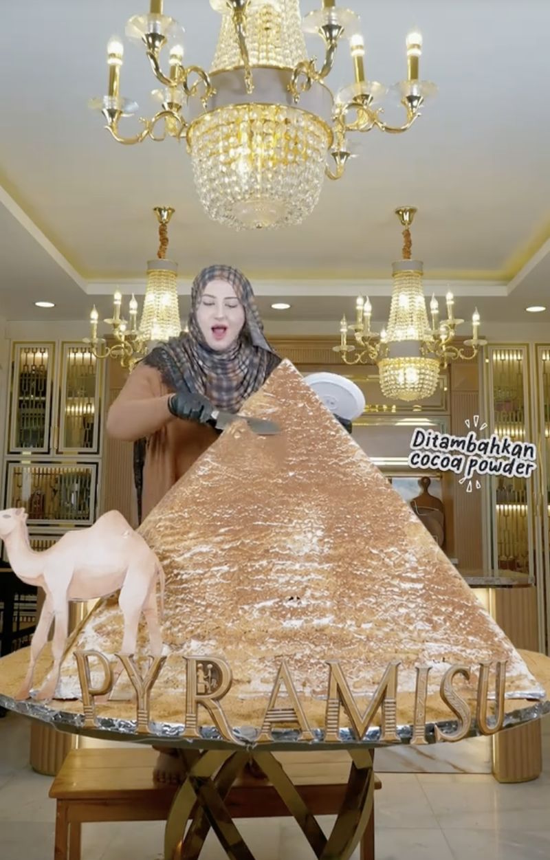 Curhat Tasyi Athasyia Viral, Konten Tiramisu Jumbo Rp17 Juta Sepi Penonton! Curhat Tasyi Athasyia Viral, Konten Tiramisu Jumbo Rp17 Juta Sepi Penonton!