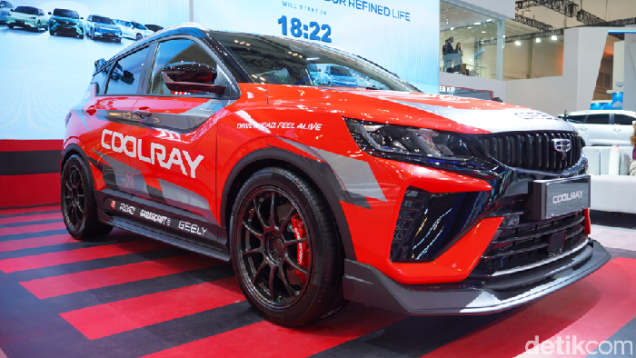 Geely Coolray edisi balap di GIIAS 2026.