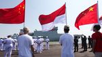 Kapal Qi Jiguang dan Kunlun Shan China Singgah di Surabaya