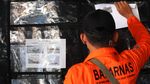 KM Mutiara Sentosa 2 Terbakar, Ratusan Penumpang Dievakuasi dari Laut Madura