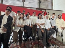 Gebrakan Lafa Pratomo di Album Garis Tegak, Crossover Genre-nya Pecah Parah!