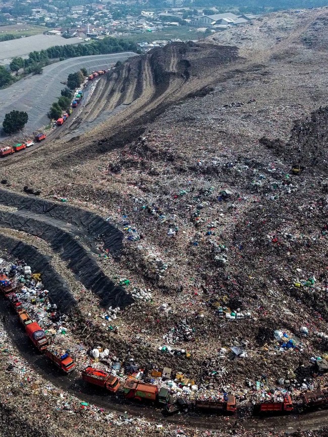 Open Dumping Dihentikan, TPST Bantargebang Beralih ke Controlled Landfill
