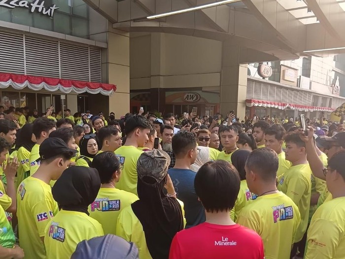 Peserta run walk and run di Tangsel protes tak ada panitia dan medali. (Dok. Istimewa)