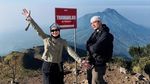 Rey Mbayang Nikmati Pendakian Gunung Merbabu, Makin Cantik Ada Dinda Hauw