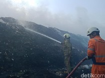 Kebakaran TPA Troketon Klaten Padam Usai 15 Jam Terbakar