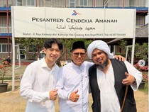 Willy Salim Bertemu Kiai Cholil Nafis, Belajar Agama hingga Bertemu Santri