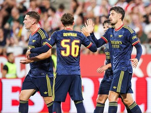 Arsenal Sudah Pasti Mau Pertahankan Gelar, Tekanan Ada di Rival