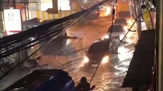 Jalanan Bogor Banjir Usai Hujan Deras, Lalin Sempat Macet