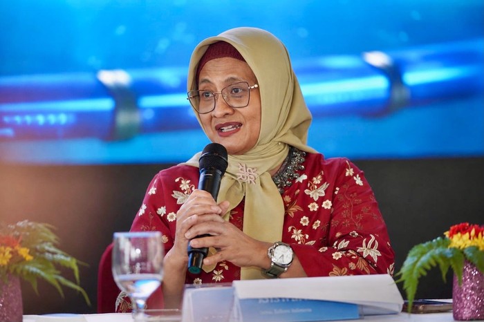 Direktur Utama Telkom Dian Siswarini
