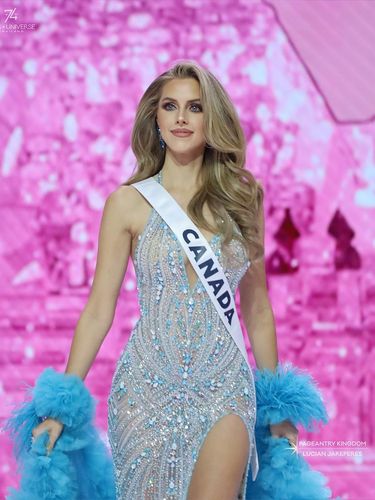 Jaime VandenBerg tampil di Miss Universe saat hamil 4 bulan. Ia sengaja merahasiakannya agar dinilai atas kerja keras dan advokasinya, bukan kehamilannya.
